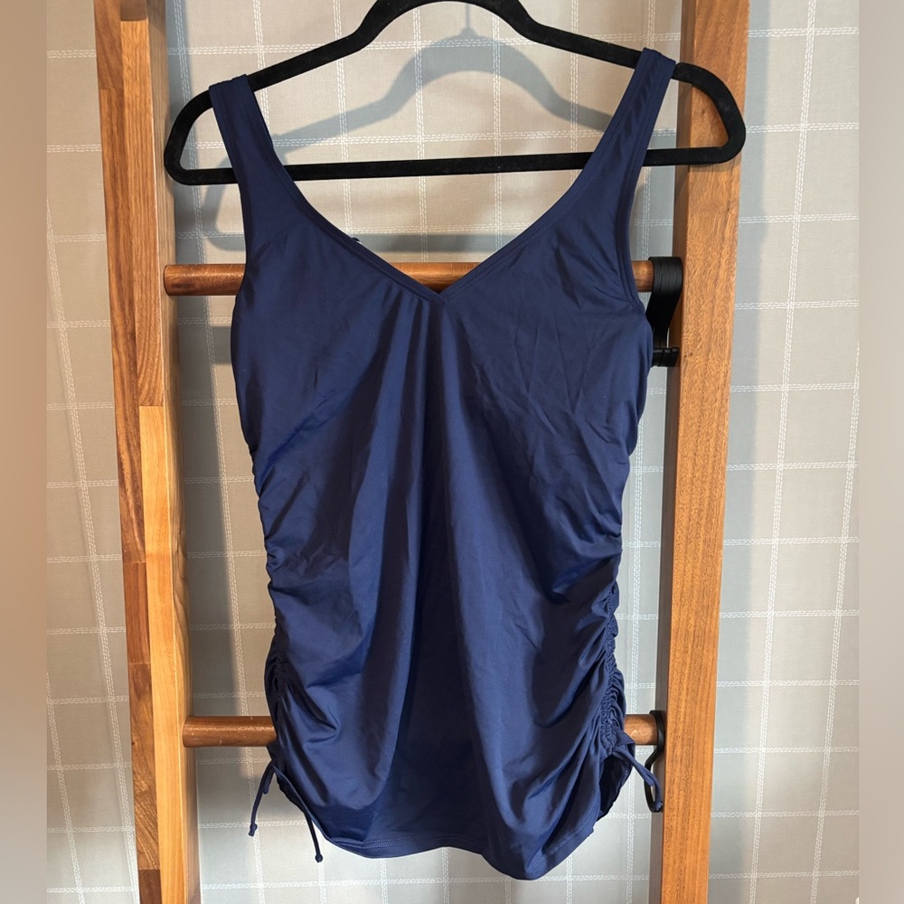 Lands' End Women's Underwire Wrap Tankini Navy Floral Size 6 Long